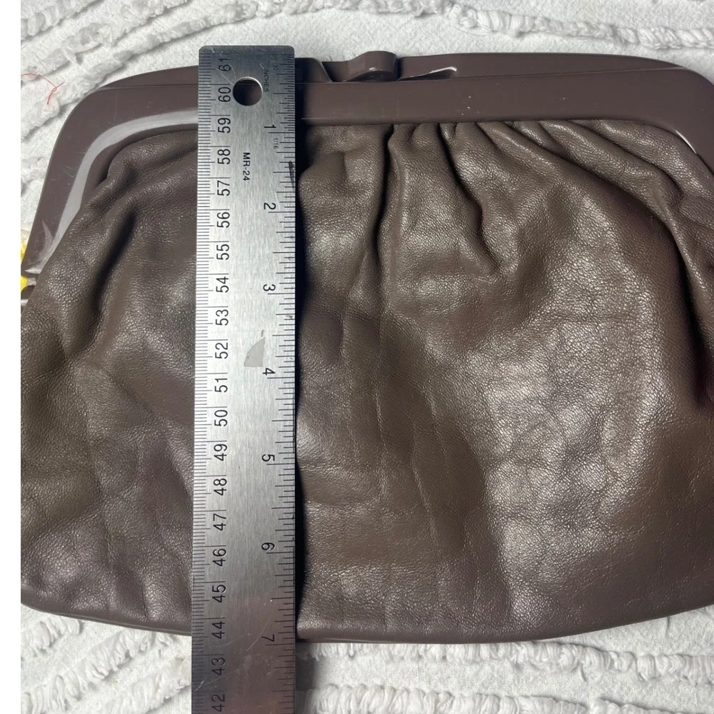Vintage 1970s‎ Italian Taupe Leather Clutch Evening Bag Made in Italy Retro